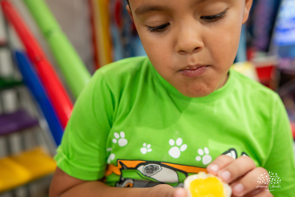 aniversário infantil - festa de 5 anos - fotografia infantil - fotografia de aniversário  - Antonio Rocha Fotografias - registro de memórias - festa no Loly Pop - Théo 5 anos - fotos de criança - alegria infantil - fotógrafo de eventos - Pelotas
