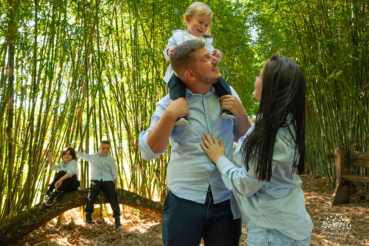 Vicente - ensaio de 1 aninho - fotografia infantil - Vinícola Nardello - ensaio ao ar livre - irmãos - fotógrafo de crianças - ensaio com família - primeiro aninho - Antonio Rocha Fotografias - ensaio de aniversário - fotos de bebê - Pelotas