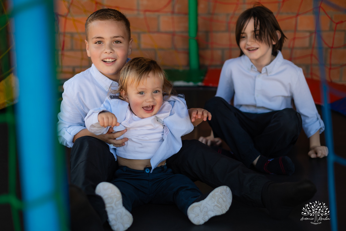 Vicente - ensaio de 1 aninho - fotografia infantil - Vinícola Nardello - ensaio ao ar livre - irmãos - fotógrafo de crianças - ensaio com família - primeiro aninho - Antonio Rocha Fotografias - ensaio de aniversário - fotos de bebê - Pelotas