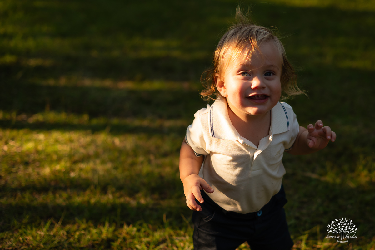 Vicente - ensaio de 1 aninho - fotografia infantil - Vinícola Nardello - ensaio ao ar livre - irmãos - fotógrafo de crianças - ensaio com família - primeiro aninho - Antonio Rocha Fotografias - ensaio de aniversário - fotos de bebê - Pelotas