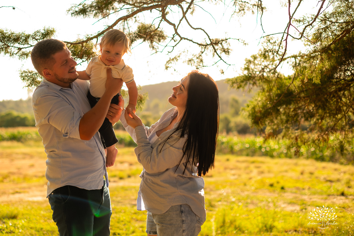 Vicente - ensaio de 1 aninho - fotografia infantil - Vinícola Nardello - ensaio ao ar livre - irmãos - fotógrafo de crianças - ensaio com família - primeiro aninho - Antonio Rocha Fotografias - ensaio de aniversário - fotos de bebê - Pelotas