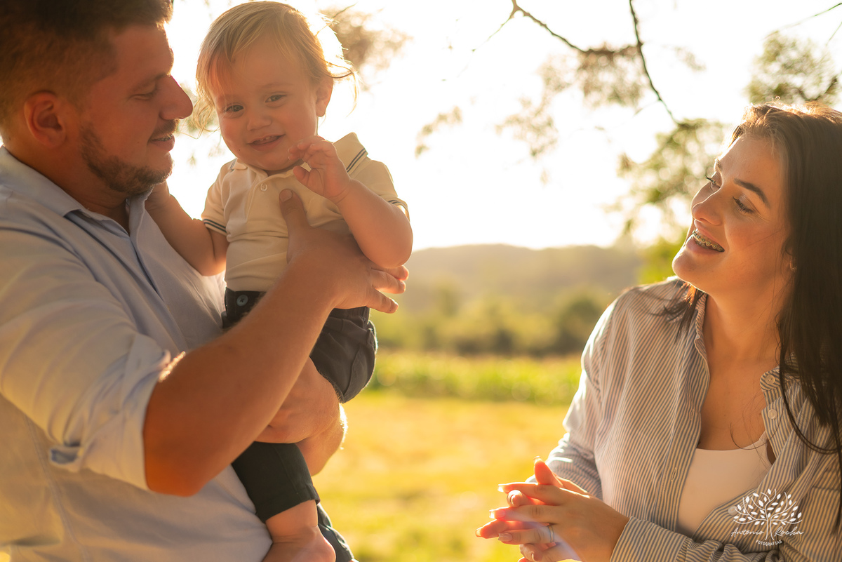 Vicente - ensaio de 1 aninho - fotografia infantil - Vinícola Nardello - ensaio ao ar livre - irmãos - fotógrafo de crianças - ensaio com família - primeiro aninho - Antonio Rocha Fotografias - ensaio de aniversário - fotos de bebê - Pelotas