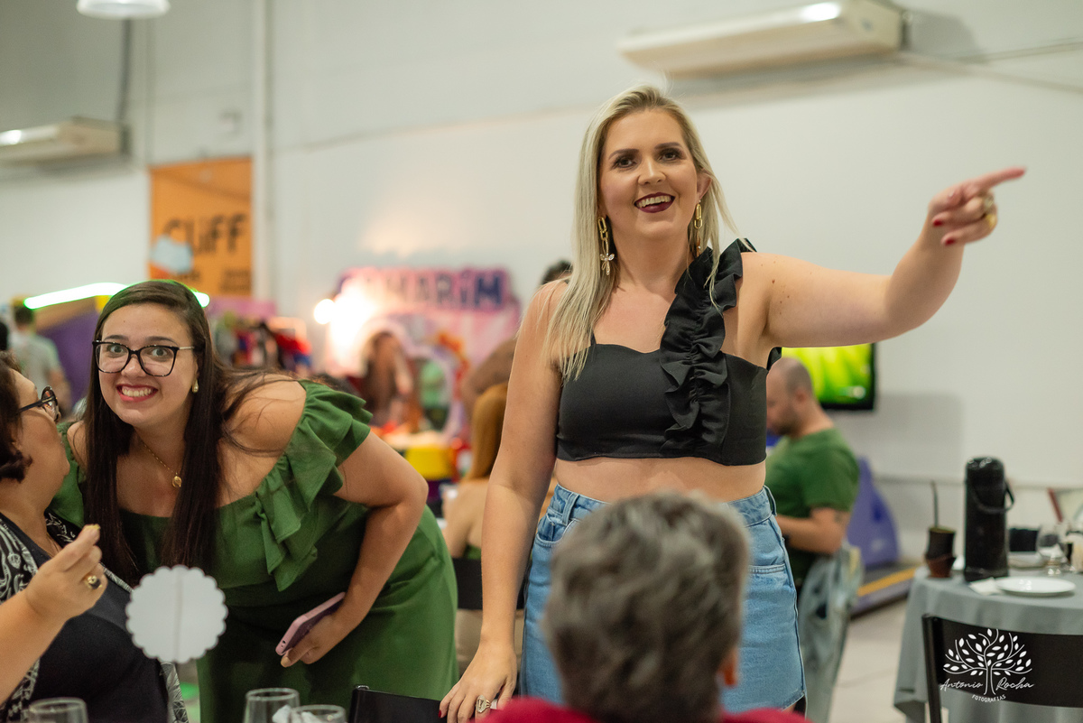 aniversário infantil - fotografia infantil - festa de 6 anos - Antonio Bento - fotógrafo de festas - Cliff Kids - fotografia de aniversário - fotógrafo Antonio Rocha – Pelotas - festa infantil - touro mecânico - fotografia espontânea – Festa de criança