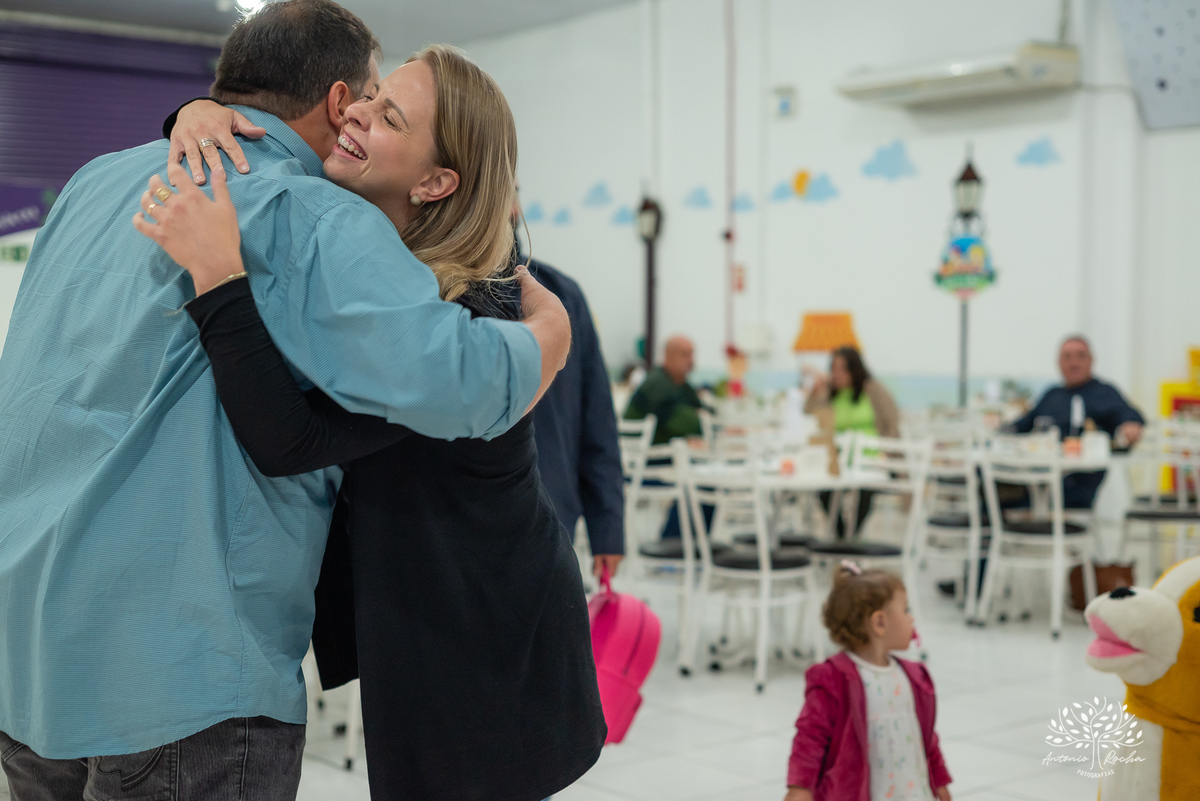 Caetano - 2 anos - festa infantil - fotografia infantil - fotógrafo de família - ensaio de aniversário - irmão mais novo - fotógrafo de gestação - fotógrafo de aniversário - Rei Leão - Antonio Rocha Fotografias - fotógrafo de crianças - Pelotas