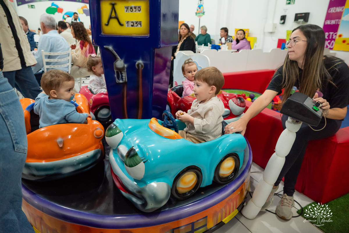 Caetano - 2 anos - festa infantil - fotografia infantil - fotógrafo de família - ensaio de aniversário - irmão mais novo - fotógrafo de gestação - fotógrafo de aniversário - Rei Leão - Antonio Rocha Fotografias - fotógrafo de crianças - Pelotas