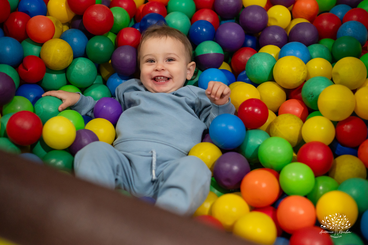Caetano - 2 anos - festa infantil - fotografia infantil - fotógrafo de família - ensaio de aniversário - irmão mais novo - fotógrafo de gestação - fotógrafo de aniversário - Rei Leão - Antonio Rocha Fotografias - fotógrafo de crianças - Pelotas