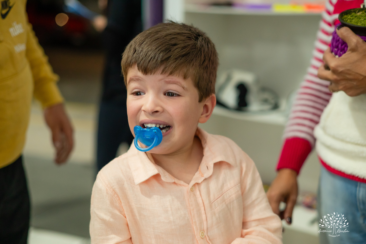 Caetano - 2 anos - festa infantil - fotografia infantil - fotógrafo de família - ensaio de aniversário - irmão mais novo - fotógrafo de gestação - fotógrafo de aniversário - Rei Leão - Antonio Rocha Fotografias - fotógrafo de crianças - Pelotas
