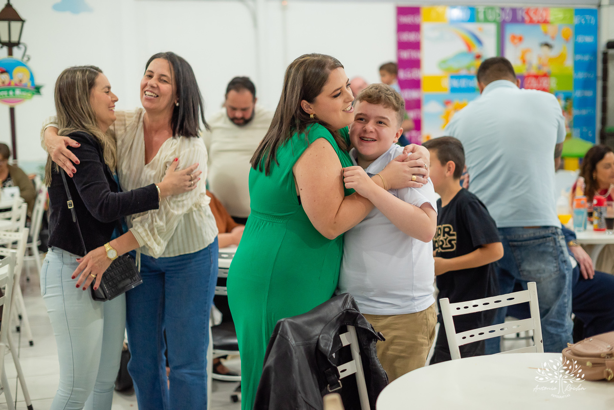 Caetano - 2 anos - festa infantil - fotografia infantil - fotógrafo de família - ensaio de aniversário - irmão mais novo - fotógrafo de gestação - fotógrafo de aniversário - Rei Leão - Antonio Rocha Fotografias - fotógrafo de crianças - Pelotas