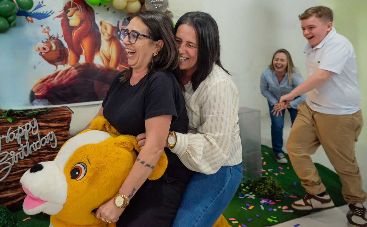 Caetano - 2 anos - festa infantil - fotografia infantil - fotógrafo de família - ensaio de aniversário - irmão mais novo - fotógrafo de gestação - fotógrafo de aniversário - Rei Leão - Antonio Rocha Fotografias - fotógrafo de crianças - Pelotas