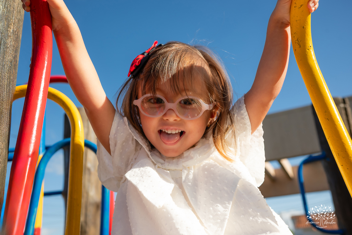 aniversário infantil - fotografia infantil - 3 anos - festa de aniversário - ensaio infantil - fotógrafa Renata Dalbann - Antonio Rocha Fotografias - festa no condomínio - fotos de aniversário - fotografia profissional - fotógrafa de crianças – Pelotas