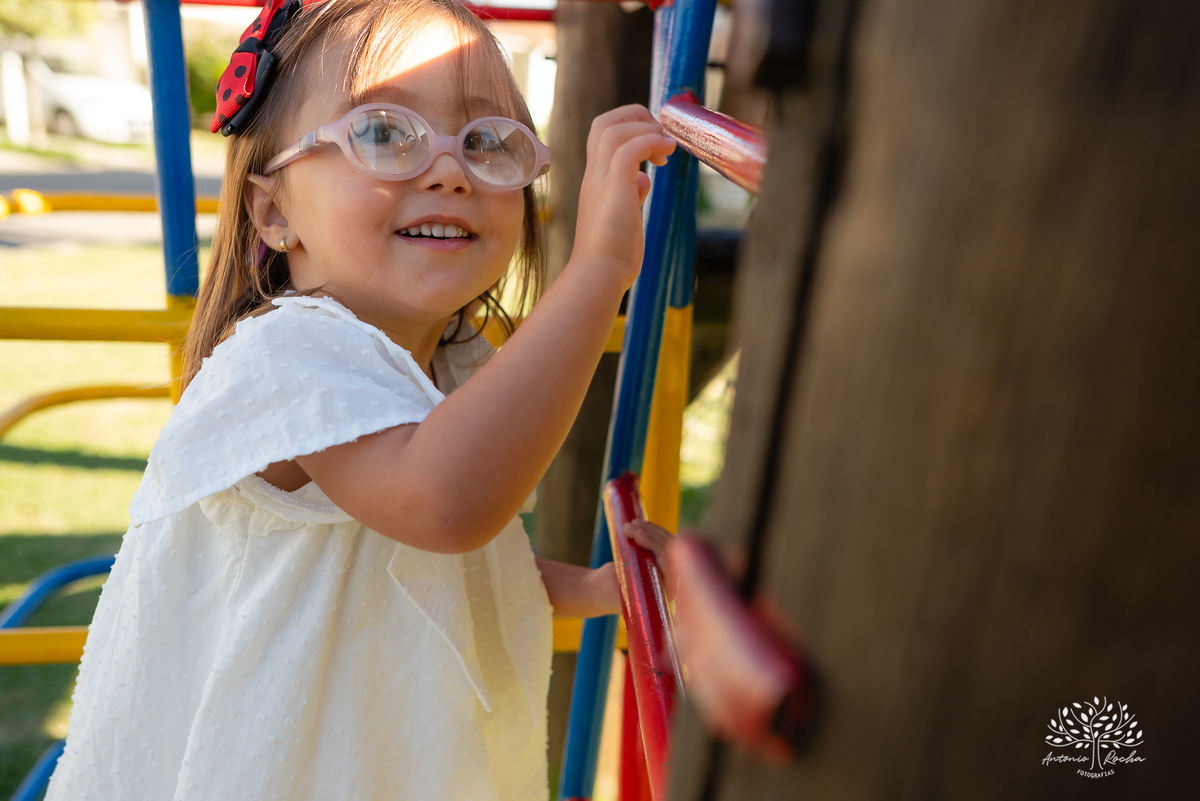 aniversário infantil - fotografia infantil - 3 anos - festa de aniversário - ensaio infantil - fotógrafa Renata Dalbann - Antonio Rocha Fotografias - festa no condomínio - fotos de aniversário - fotografia profissional - fotógrafa de crianças – Pelotas