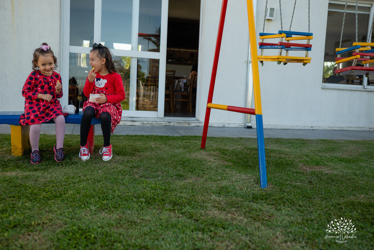 aniversário infantil - fotografia infantil - 3 anos - festa de aniversário - ensaio infantil - fotógrafa Renata Dalbann - Antonio Rocha Fotografias - festa no condomínio - fotos de aniversário - fotografia profissional - fotógrafa de crianças – Pelotas