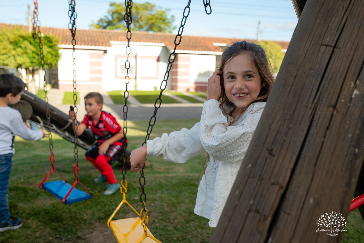 aniversário infantil - fotografia infantil - 3 anos - festa de aniversário - ensaio infantil - fotógrafa Renata Dalbann - Antonio Rocha Fotografias - festa no condomínio - fotos de aniversário - fotografia profissional - fotógrafa de crianças – Pelotas