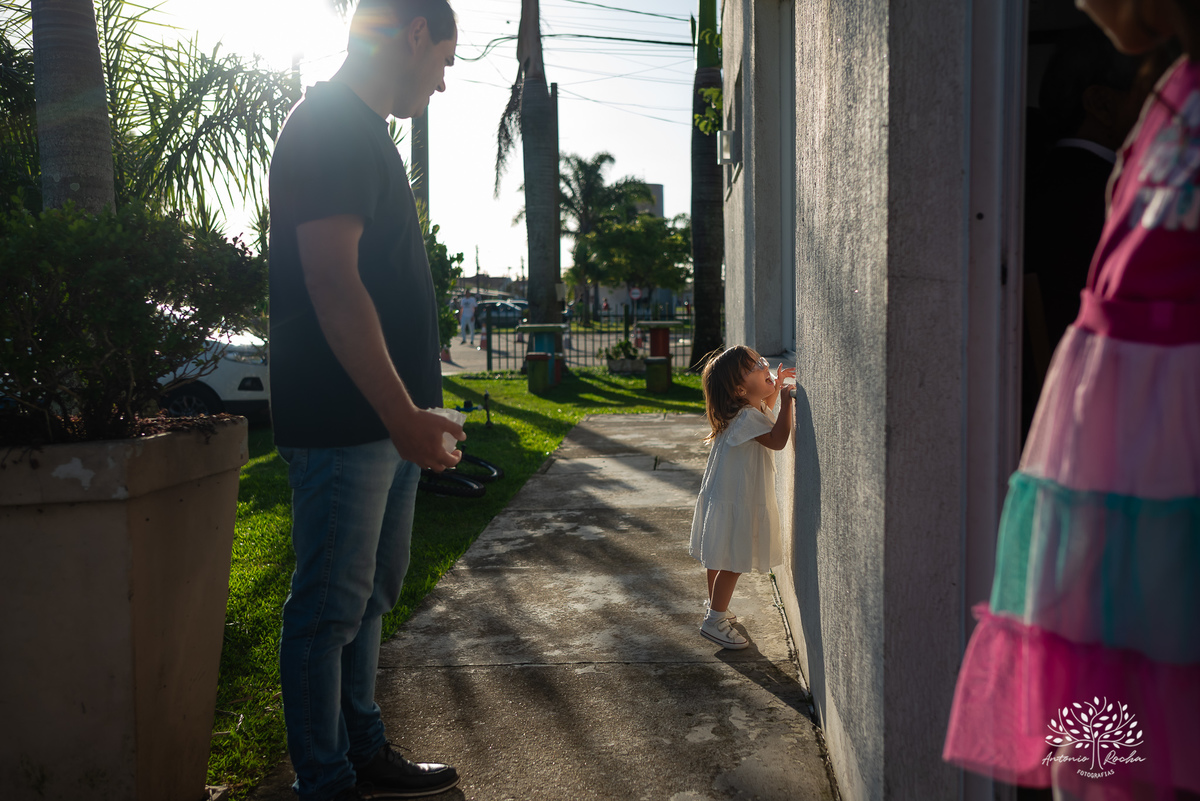 aniversário infantil - fotografia infantil - 3 anos - festa de aniversário - ensaio infantil - fotógrafa Renata Dalbann - Antonio Rocha Fotografias - festa no condomínio - fotos de aniversário - fotografia profissional - fotógrafa de crianças – Pelotas