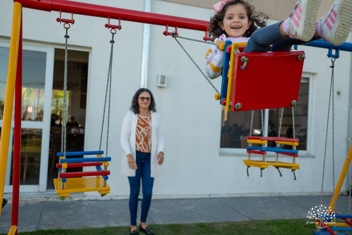 aniversário infantil - fotografia infantil - 3 anos - festa de aniversário - ensaio infantil - fotógrafa Renata Dalbann - Antonio Rocha Fotografias - festa no condomínio - fotos de aniversário - fotografia profissional - fotógrafa de crianças – Pelotas