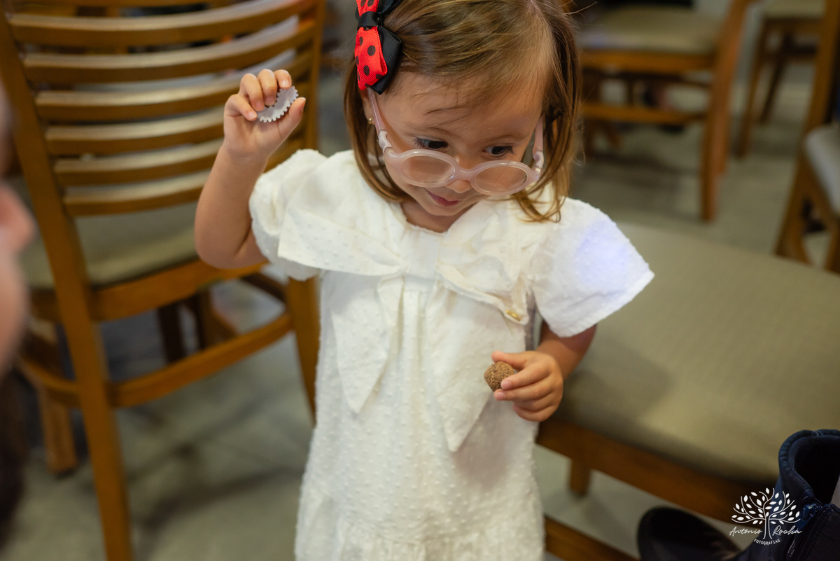 aniversário infantil - fotografia infantil - 3 anos - festa de aniversário - ensaio infantil - fotógrafa Renata Dalbann - Antonio Rocha Fotografias - festa no condomínio - fotos de aniversário - fotografia profissional - fotógrafa de crianças – Pelotas