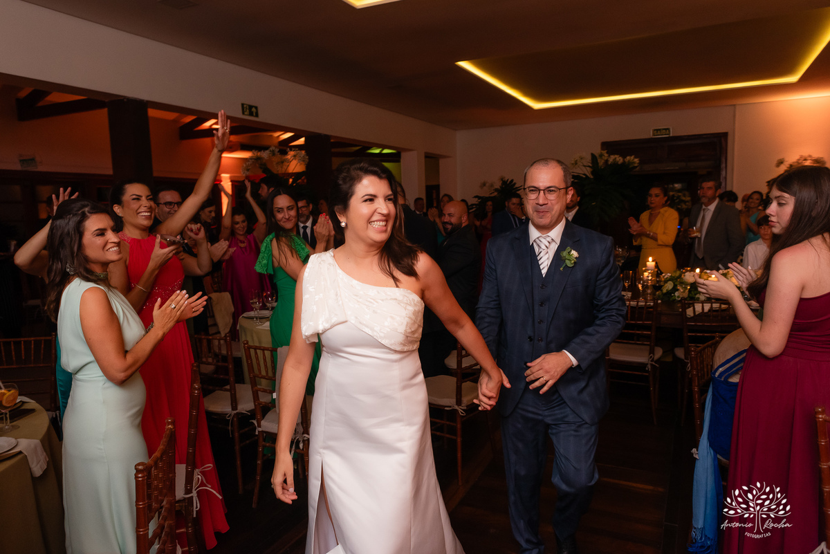 casamento-dos-sonhos - pedido-do-filho - Clube-Campestre-de-Pelotas - fotografia-de-casamento - Antonio-Rocha-Fotografias - making-of - Tony-Konrad - Sugarlipsbanda - Os-Saraivas - SimanSur - XtringsDuo - CliffEventos - drinks-Tribo-dos-Coquetéis - LaVie