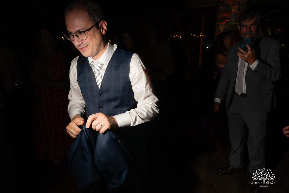 casamento-dos-sonhos - pedido-do-filho - Clube-Campestre-de-Pelotas - fotografia-de-casamento - Antonio-Rocha-Fotografias - making-of - Tony-Konrad - Sugarlipsbanda - Os-Saraivas - SimanSur - XtringsDuo - CliffEventos - drinks-Tribo-dos-Coquetéis - LaVie