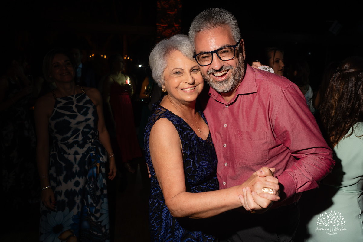 casamento-dos-sonhos - pedido-do-filho - Clube-Campestre-de-Pelotas - fotografia-de-casamento - Antonio-Rocha-Fotografias - making-of - Tony-Konrad - Sugarlipsbanda - Os-Saraivas - SimanSur - XtringsDuo - CliffEventos - drinks-Tribo-dos-Coquetéis - LaVie