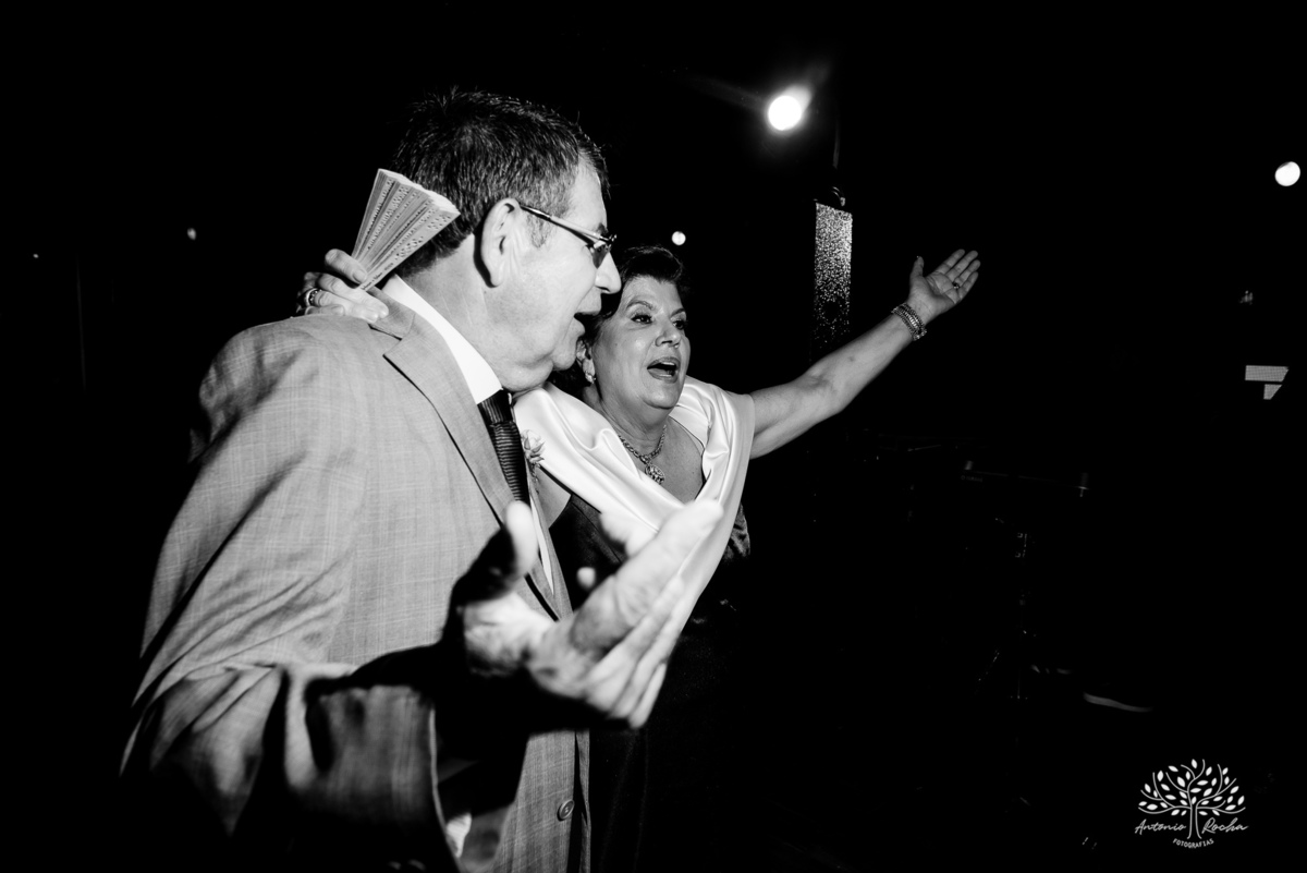 casamento-dos-sonhos - pedido-do-filho - Clube-Campestre-de-Pelotas - fotografia-de-casamento - Antonio-Rocha-Fotografias - making-of - Tony-Konrad - Sugarlipsbanda - Os-Saraivas - SimanSur - XtringsDuo - CliffEventos - drinks-Tribo-dos-Coquetéis - LaVie