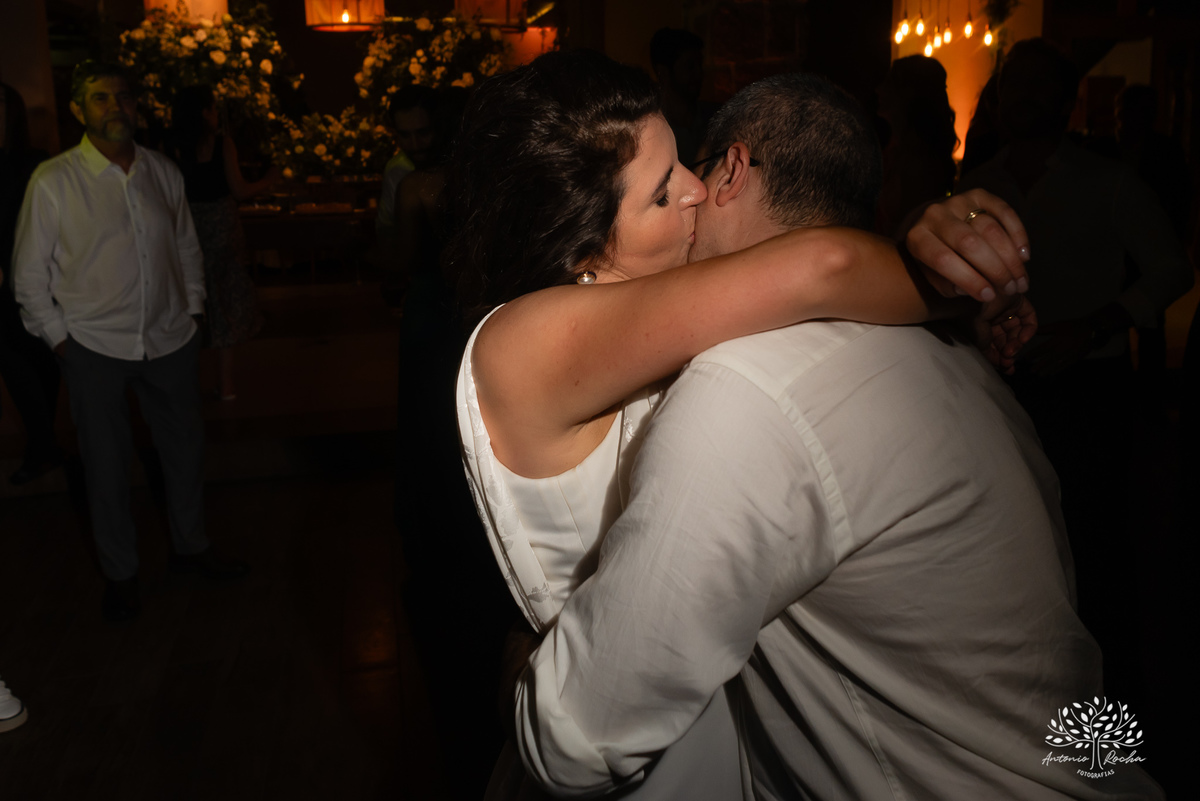 casamento-dos-sonhos - pedido-do-filho - Clube-Campestre-de-Pelotas - fotografia-de-casamento - Antonio-Rocha-Fotografias - making-of - Tony-Konrad - Sugarlipsbanda - Os-Saraivas - SimanSur - XtringsDuo - CliffEventos - drinks-Tribo-dos-Coquetéis - LaVie