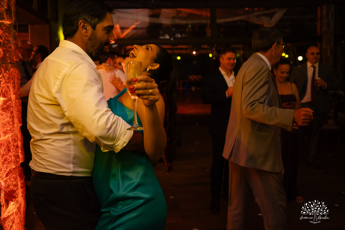 casamento-dos-sonhos - pedido-do-filho - Clube-Campestre-de-Pelotas - fotografia-de-casamento - Antonio-Rocha-Fotografias - making-of - Tony-Konrad - Sugarlipsbanda - Os-Saraivas - SimanSur - XtringsDuo - CliffEventos - drinks-Tribo-dos-Coquetéis - LaVie