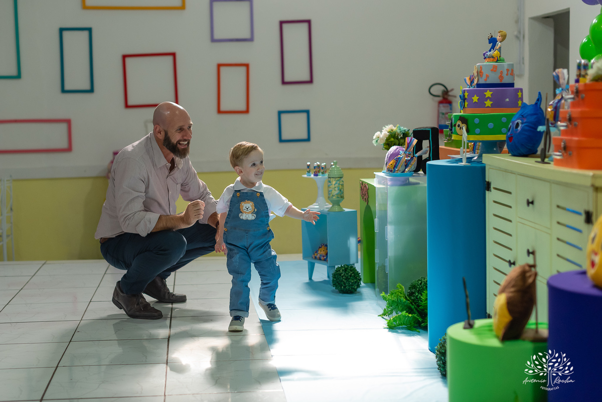 fotógrafo-de-aniversário – fotógrafo-de-crianças – aniversário-2-anos –fotógrafo-em-família – fotografia-com-amor – Pelotas – Antonio-Rocha-Fotografias –fotografia-documental – fotografia-de-festa-infantil – fotógrafo-de-eventos - bolo-fofo