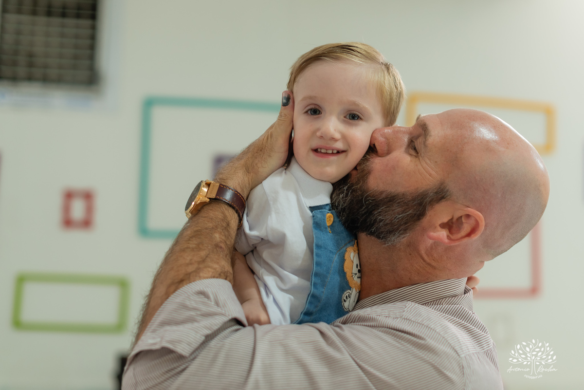 fotógrafo-de-aniversário – fotógrafo-de-crianças – aniversário-2-anos –fotógrafo-em-família – fotografia-com-amor – Pelotas – Antonio-Rocha-Fotografias –fotografia-documental – fotografia-de-festa-infantil – fotógrafo-de-eventos - bolo-fofo