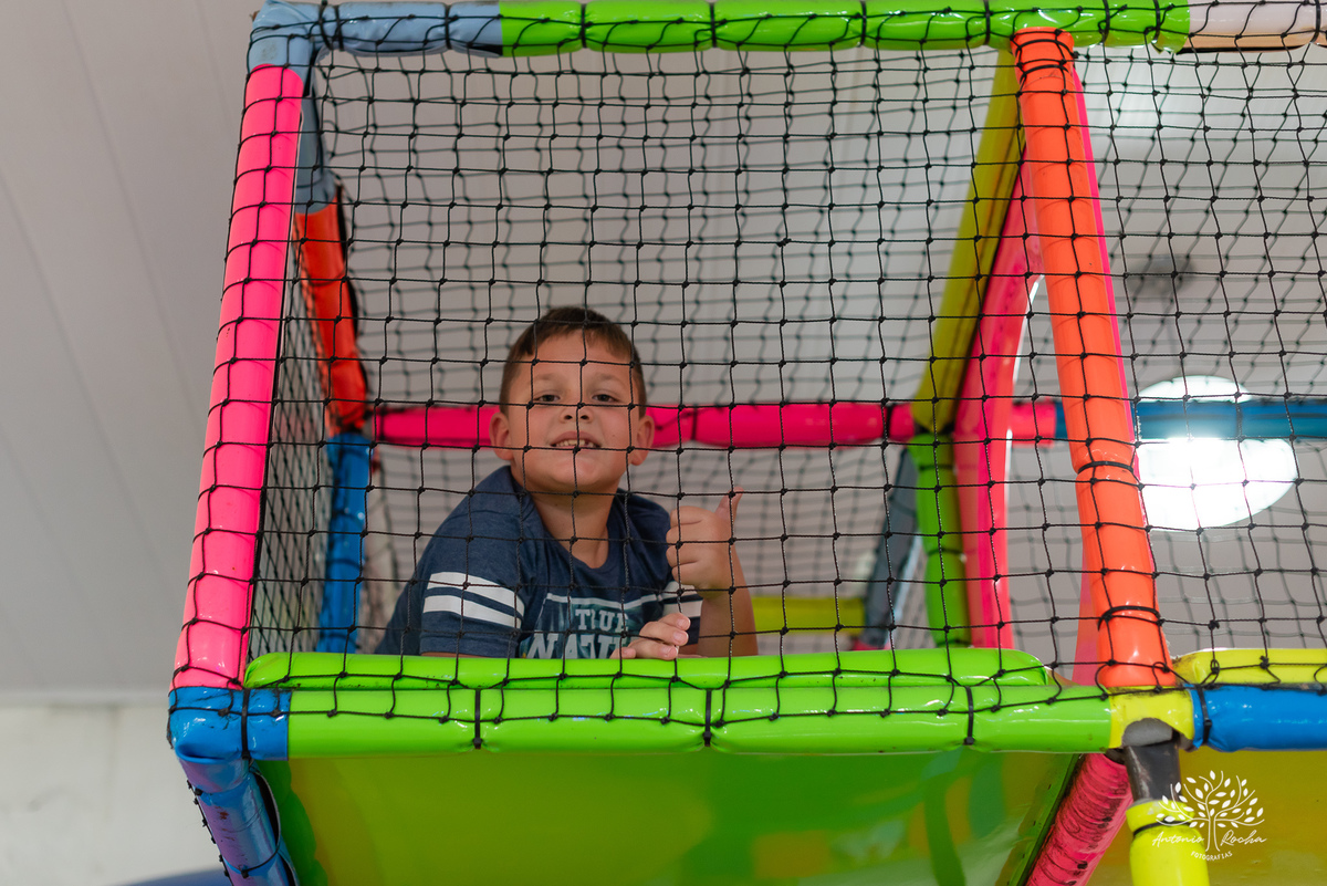 fotógrafo-de-aniversário – fotógrafo-de-crianças – aniversário-2-anos –fotógrafo-em-família – fotografia-com-amor – Pelotas – Antonio-Rocha-Fotografias –fotografia-documental – fotografia-de-festa-infantil – fotógrafo-de-eventos - bolo-fofo
