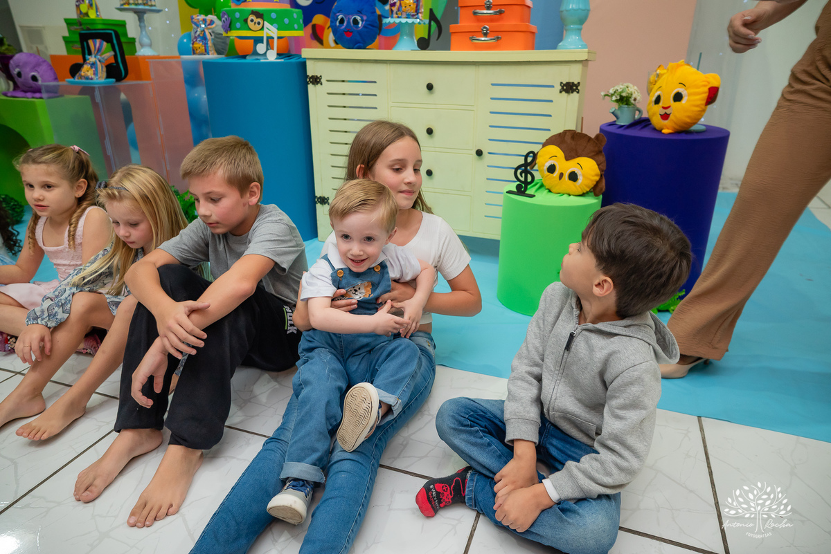 fotógrafo-de-aniversário – fotógrafo-de-crianças – aniversário-2-anos –fotógrafo-em-família – fotografia-com-amor – Pelotas – Antonio-Rocha-Fotografias –fotografia-documental – fotografia-de-festa-infantil – fotógrafo-de-eventos - bolo-fofo