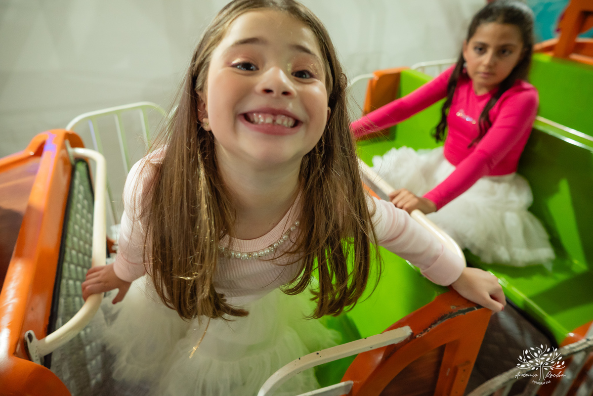 fotografia-infantil - aniversário-infantil - 5-anos - festa-da-maitê - fotógrafo-de-crianças - fotografia-de-aniversário - lembranças-especiais - roxito - salão-tio-guigui - show-do-parabéns - lol-surprise - Pelotas - antonio-rocha-fotografias