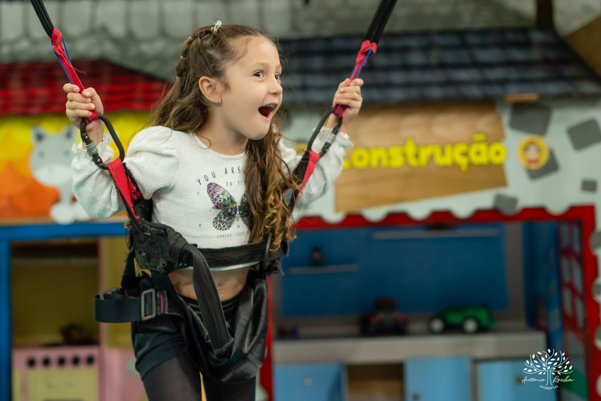 fotografia-infantil - aniversário-infantil - 5-anos - festa-da-maitê - fotógrafo-de-crianças - fotografia-de-aniversário - lembranças-especiais - roxito - salão-tio-guigui - show-do-parabéns - lol-surprise - Pelotas - antonio-rocha-fotografias