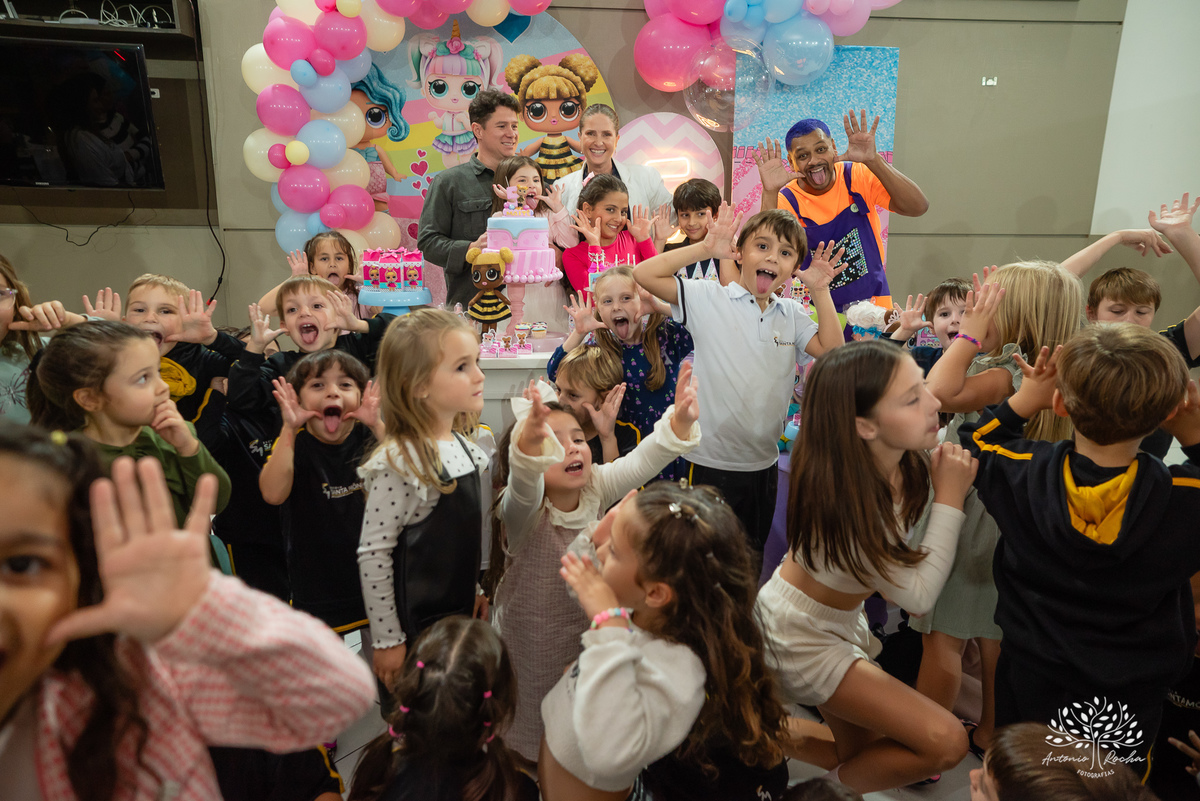 fotografia-infantil - aniversário-infantil - 5-anos - festa-da-maitê - fotógrafo-de-crianças - fotografia-de-aniversário - lembranças-especiais - roxito - salão-tio-guigui - show-do-parabéns - lol-surprise - Pelotas - antonio-rocha-fotografias