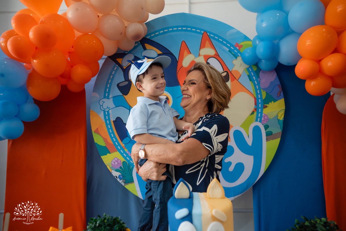 Inácio - aniversário infantil - 4 anos - festa de criança - fotografia de aniversário - fotos espontâneas - fotógrafo de eventos - fotografia infantil - Bluey - memórias afetivas - festa em família - Antonio Rocha Fotografias - Pelotas – Loly Pop