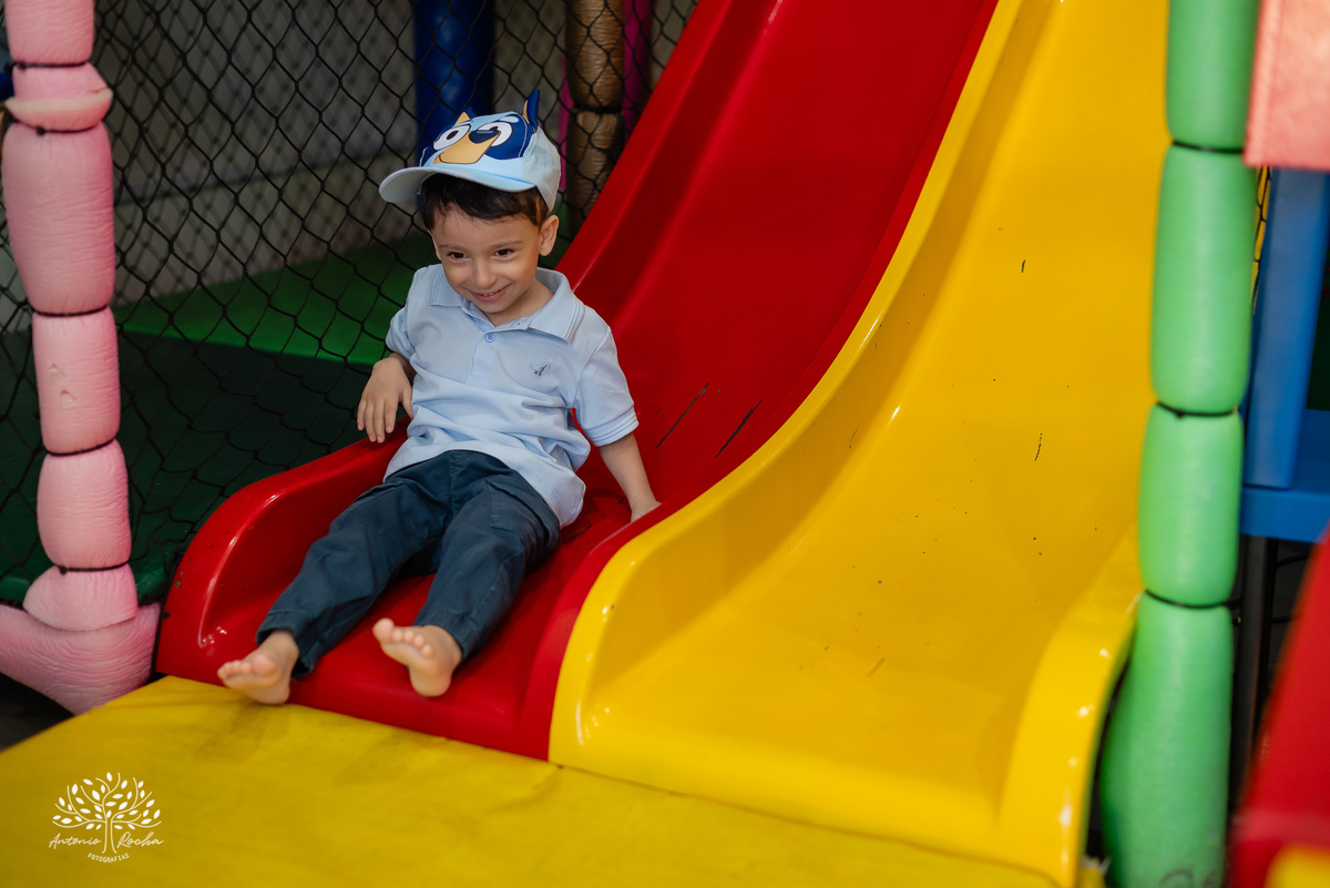 Inácio - aniversário infantil - 4 anos - festa de criança - fotografia de aniversário - fotos espontâneas - fotógrafo de eventos - fotografia infantil - Bluey - memórias afetivas - festa em família - Antonio Rocha Fotografias - Pelotas – Loly Pop