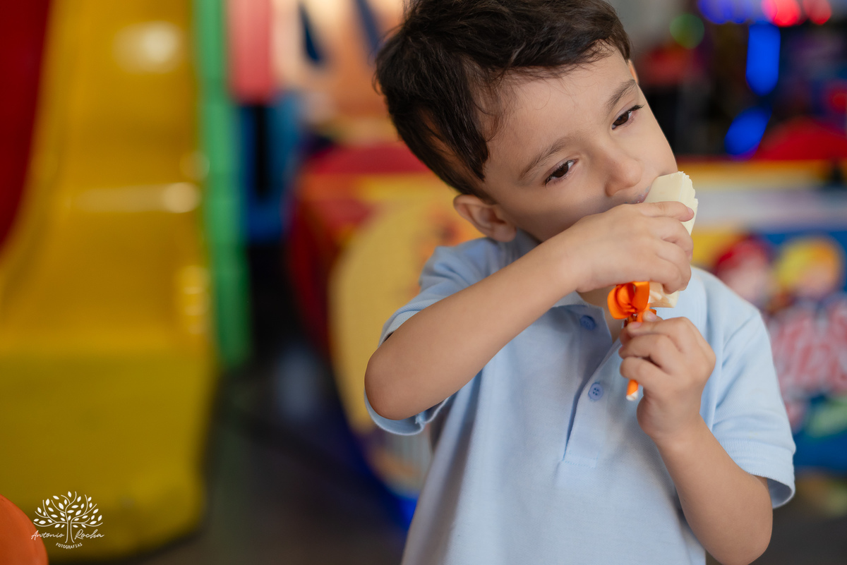 Inácio - aniversário infantil - 4 anos - festa de criança - fotografia de aniversário - fotos espontâneas - fotógrafo de eventos - fotografia infantil - Bluey - memórias afetivas - festa em família - Antonio Rocha Fotografias - Pelotas – Loly Pop