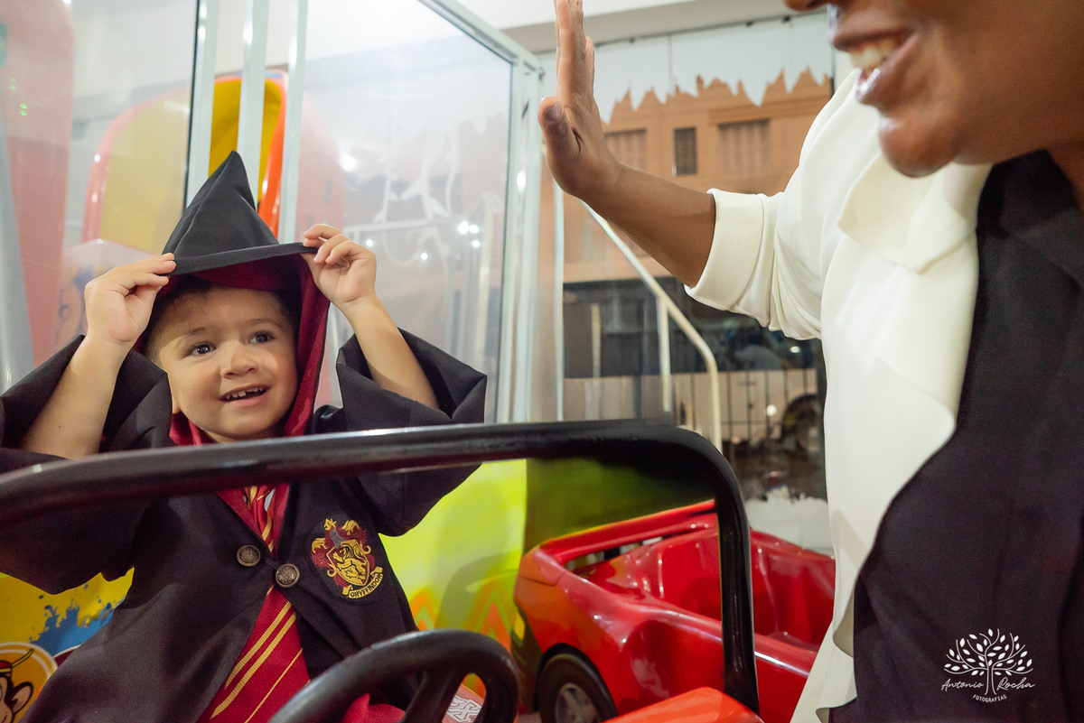aniversário-infantil - festa-em-dose-dupla - Sofia-e-Pedro - fotógrafo-de-crianças - fotografia-de-aniversário - ensaio-infantil - tema-Harry-Potter - memórias-da-infância - fotógrafo-Antonio-Rocha - fotografia-com-amor - Hermione-Harry-Potter - Pelotas