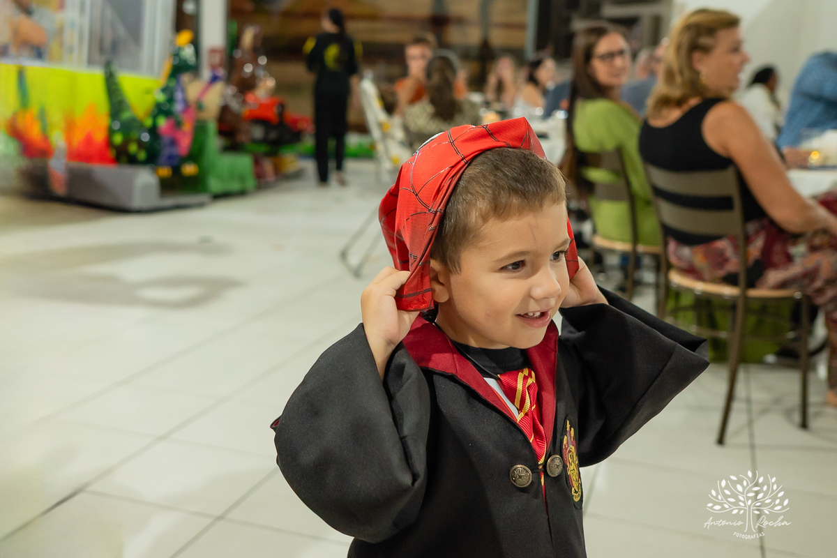 aniversário-infantil - festa-em-dose-dupla - Sofia-e-Pedro - fotógrafo-de-crianças - fotografia-de-aniversário - ensaio-infantil - tema-Harry-Potter - memórias-da-infância - fotógrafo-Antonio-Rocha - fotografia-com-amor - Hermione-Harry-Potter - Pelotas