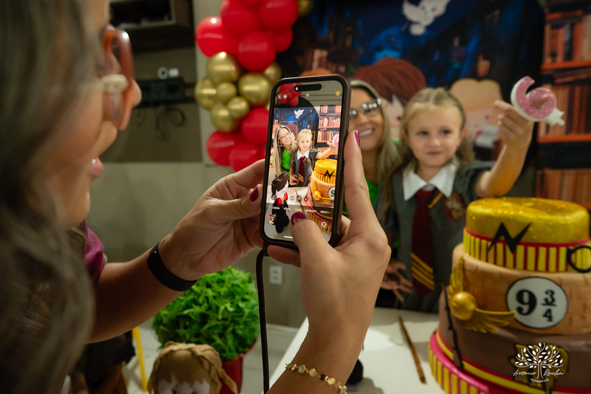 aniversário-infantil - festa-em-dose-dupla - Sofia-e-Pedro - fotógrafo-de-crianças - fotografia-de-aniversário - ensaio-infantil - tema-Harry-Potter - memórias-da-infância - fotógrafo-Antonio-Rocha - fotografia-com-amor - Hermione-Harry-Potter - Pelotas