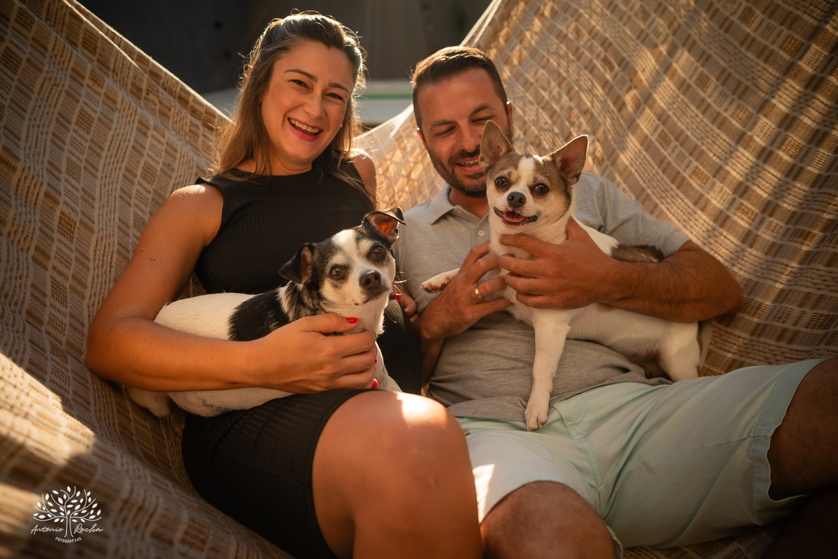 ensaio gestante - fotografia de gestante - espera do bebê - ensaio em casa - fotografia afetiva - fotógrafo de família - ensaio lifestyle - amor em família - ensaio com pets - gestante em casa - ensaio intimista - Pelotas - Antonio Rocha Fotografias