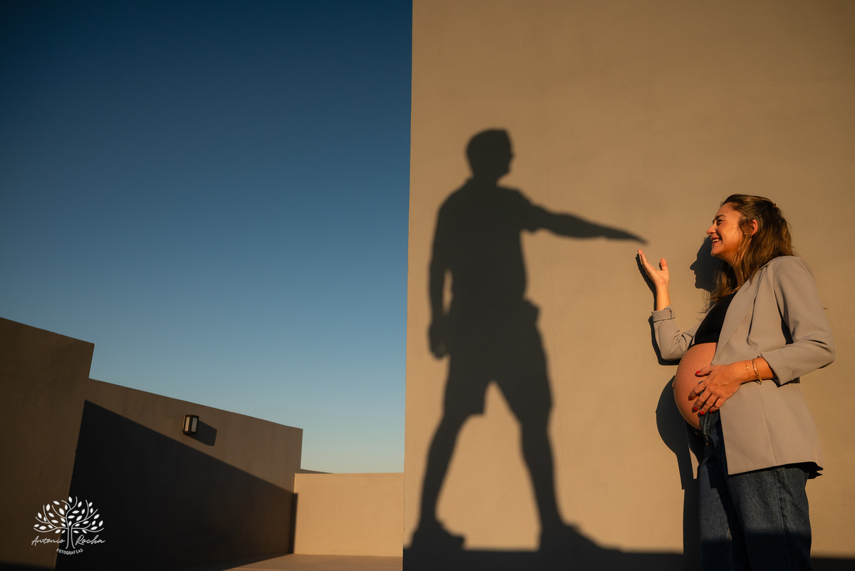 ensaio gestante - fotografia de gestante - espera do bebê - ensaio em casa - fotografia afetiva - fotógrafo de família - ensaio lifestyle - amor em família - ensaio com pets - gestante em casa - ensaio intimista - Pelotas - Antonio Rocha Fotografias