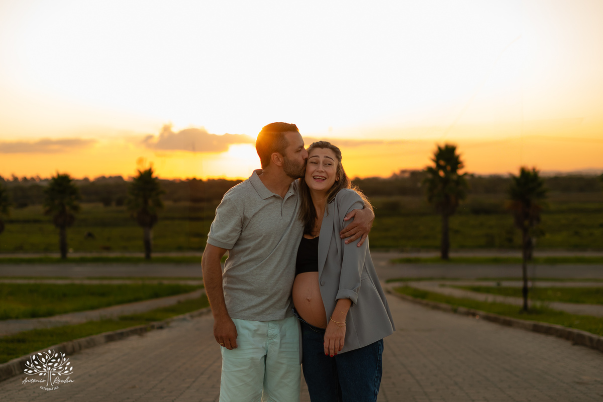 ensaio gestante - fotografia de gestante - espera do bebê - ensaio em casa - fotografia afetiva - fotógrafo de família - ensaio lifestyle - amor em família - ensaio com pets - gestante em casa - ensaio intimista - Pelotas - Antonio Rocha Fotografias