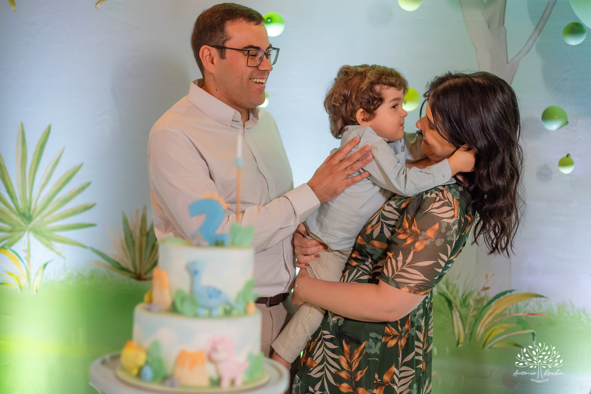 aniversário infantil - festa de 2 anos - fotografia de aniversário infantil - fotógrafo de eventos - Antonio Rocha Fotografias - tema dinossauros - ensaio de aniversário - Quinta Dom Manuel - LocusDecore - Lavie Cerimonial - Luan Gomes Stories - Pelotas