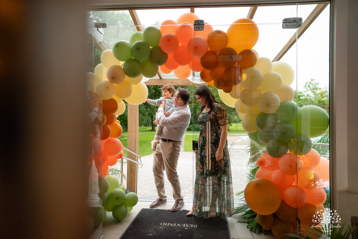 aniversário infantil - festa de 2 anos - fotografia de aniversário infantil - fotógrafo de eventos - Antonio Rocha Fotografias - tema dinossauros - ensaio de aniversário - Quinta Dom Manuel - LocusDecore - Lavie Cerimonial - Luan Gomes Stories - Pelotas