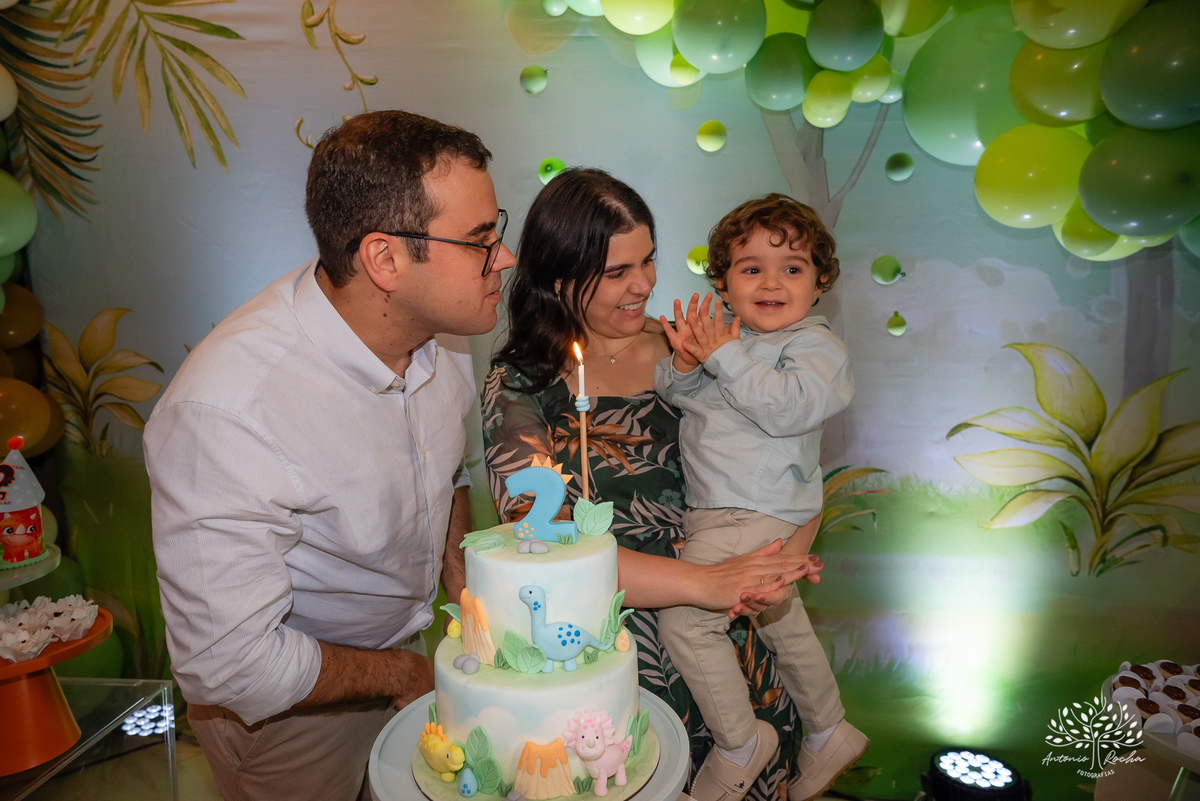 aniversário infantil - festa de 2 anos - fotografia de aniversário infantil - fotógrafo de eventos - Antonio Rocha Fotografias - tema dinossauros - ensaio de aniversário - Quinta Dom Manuel - LocusDecore - Lavie Cerimonial - Luan Gomes Stories - Pelotas