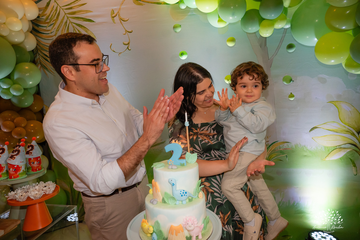 aniversário infantil - festa de 2 anos - fotografia de aniversário infantil - fotógrafo de eventos - Antonio Rocha Fotografias - tema dinossauros - ensaio de aniversário - Quinta Dom Manuel - LocusDecore - Lavie Cerimonial - Luan Gomes Stories - Pelotas