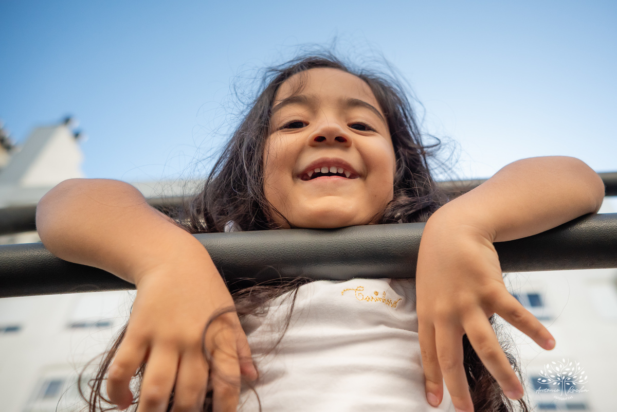 Ensaio Dia das Mães - Ensaio em família - Fotografia afetiva - Ensaio mãe e filha - Ensaio documental - Fotografia em casa - Amor de mãe - Fotografia de família - lifestyle - Antonio Rocha Fotografias - Fotógrafo de família - Pelotas