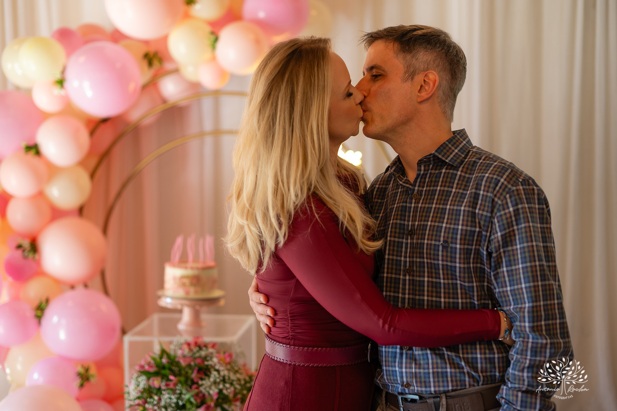 Domingo de sol - festa infantil - irmãs Betina e Martina – Alejandro Kids - parabéns animado - balão surpresa - família reunida - fotografia de infância - conexão verdadeira – Pelotas – Quinta Dom Manuel - fotógrafos de festas