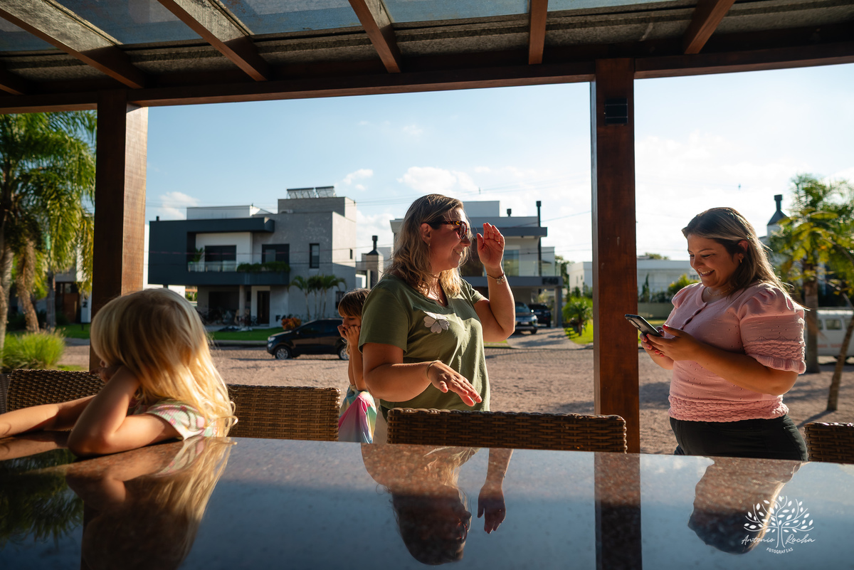 aniversário infantil - fotografia de festa - Antonio Rocha Fotografias - recreação infantil – pedescalco_recreacao - festa no condomínio - Lagos de São Gonçalo - parabéns animado - fotógrafo de aniversários - fotografia espontânea - Pelotas