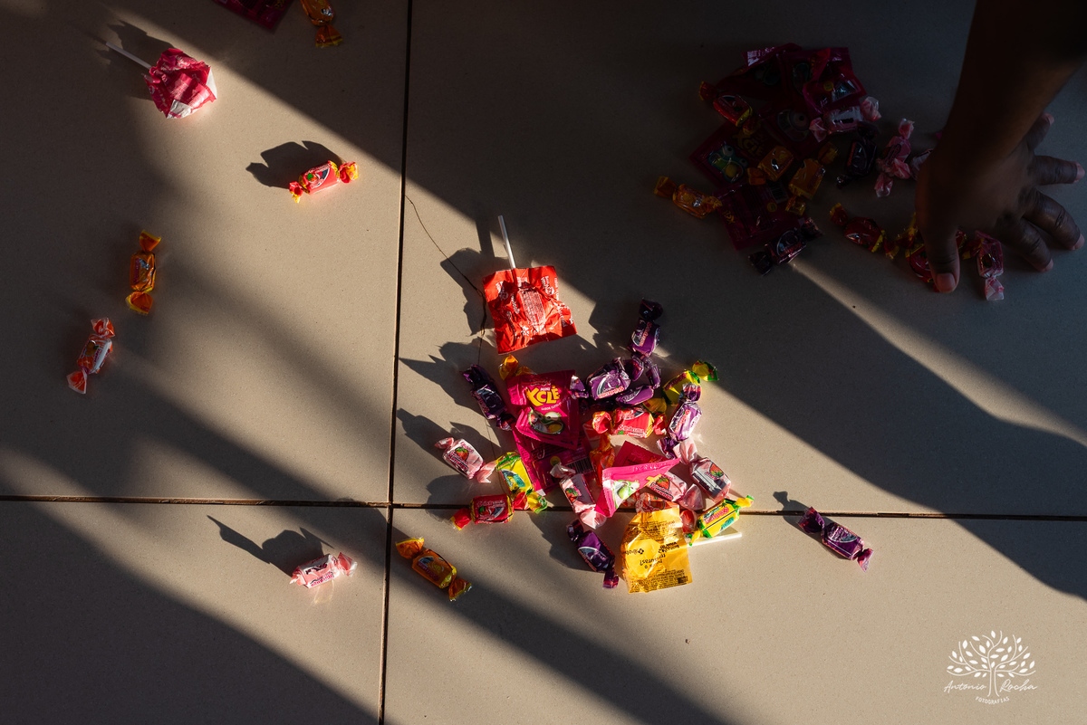 aniversário infantil - fotografia de festa - Antonio Rocha Fotografias - recreação infantil – pedescalco_recreacao - festa no condomínio - Lagos de São Gonçalo - parabéns animado - fotógrafo de aniversários - fotografia espontânea - Pelotas